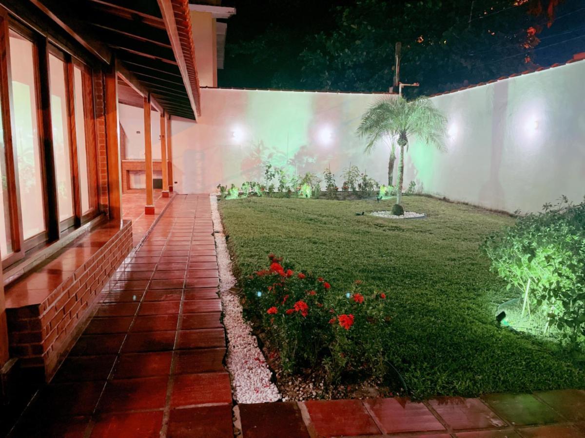 Beach House Unidade 2 - Casas De Praia Guaruja 50 Metros Do Mar المظهر الخارجي الصورة
